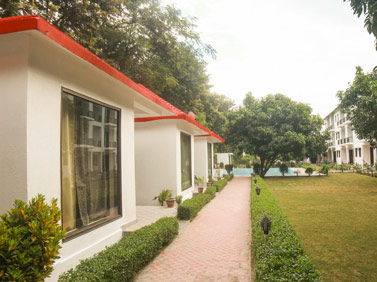 hotels at jim corbett national park